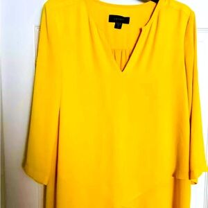 Karen Kane Women’s Pullover 3/4 Sleeve V-Neck Top Small Yellow